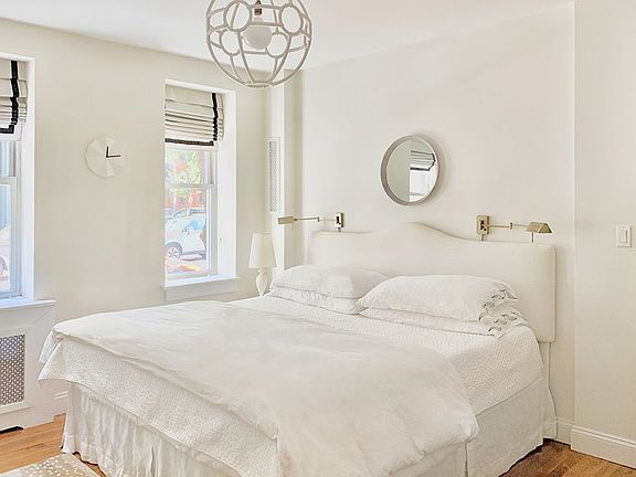 5th image of 780 Greenwich St APT 1A