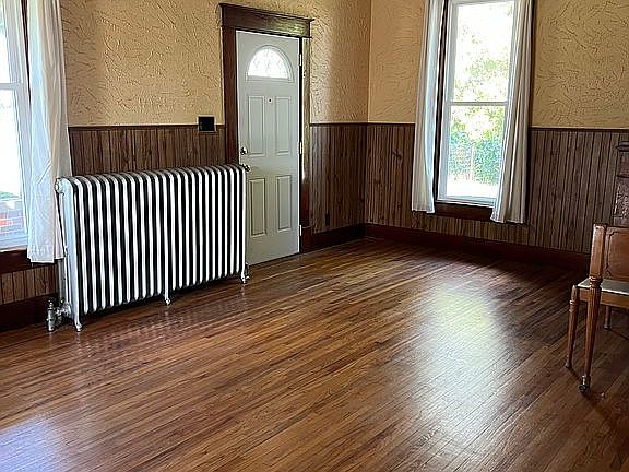 5th image of 1701 W 26th St