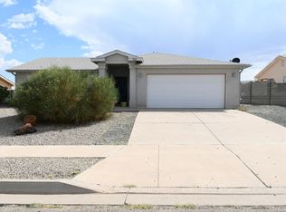7020 Glen Hills Dr NE, Rio Rancho, NM 87144