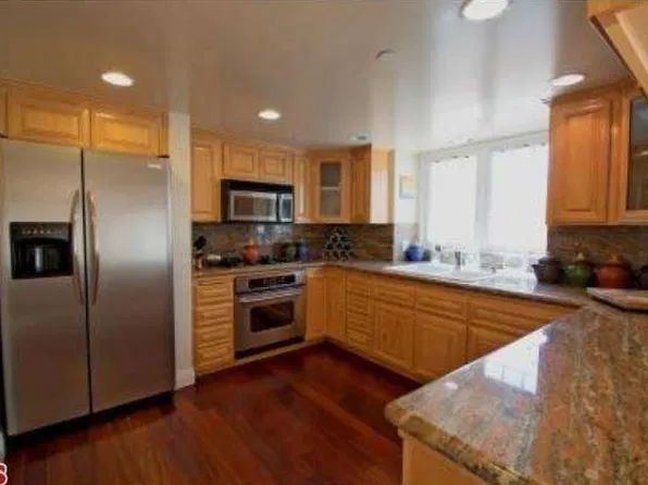 915 12th St APT 4, Santa Monica, CA 90403