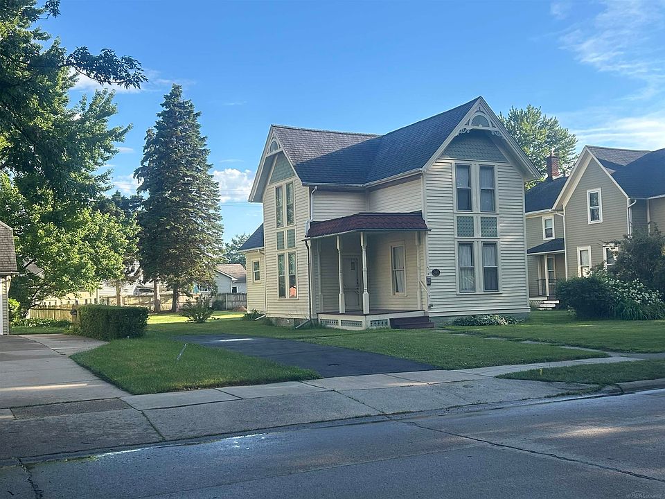 1st image of 43 Lincoln St