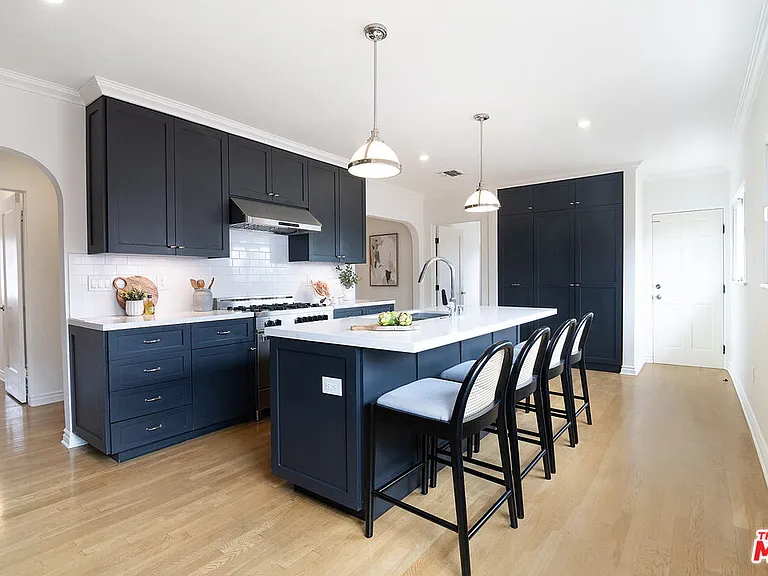 450 N Orange Dr #U — Photo 19