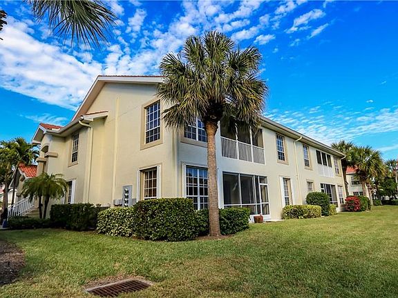 5th image of 15171 Royal Windsor Ln APT 2701