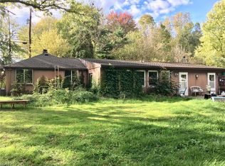 4421 Mayfair Rd, Uniontown, OH 44685