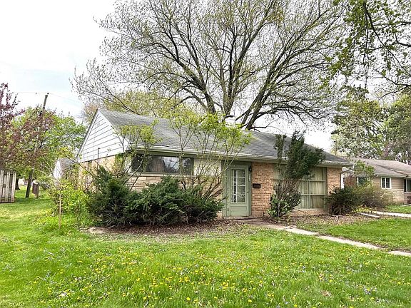 2nd image of 4205 Crestview Dr