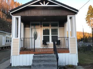 45161 McKenzie Hwy, Walterville, OR 97489