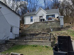 2728 Banksville Ave, Pittsburgh, PA 15216