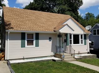 4 York Rd, Johnston, RI 02919