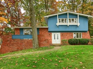 9384 Hilliard Rd, Pittsburgh, PA 15237