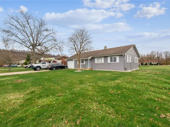 202 Vernon Ave, Belle Vernon, PA 15012