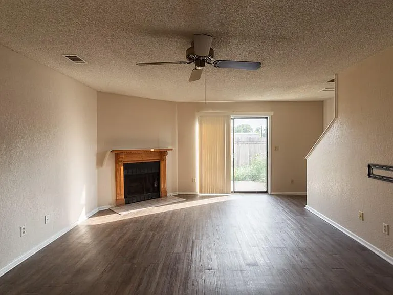 1602 Mill St #C — Photo 13