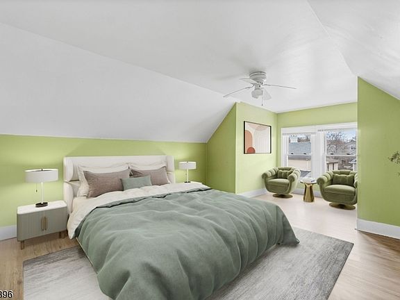 5th image of 109 Orchard St