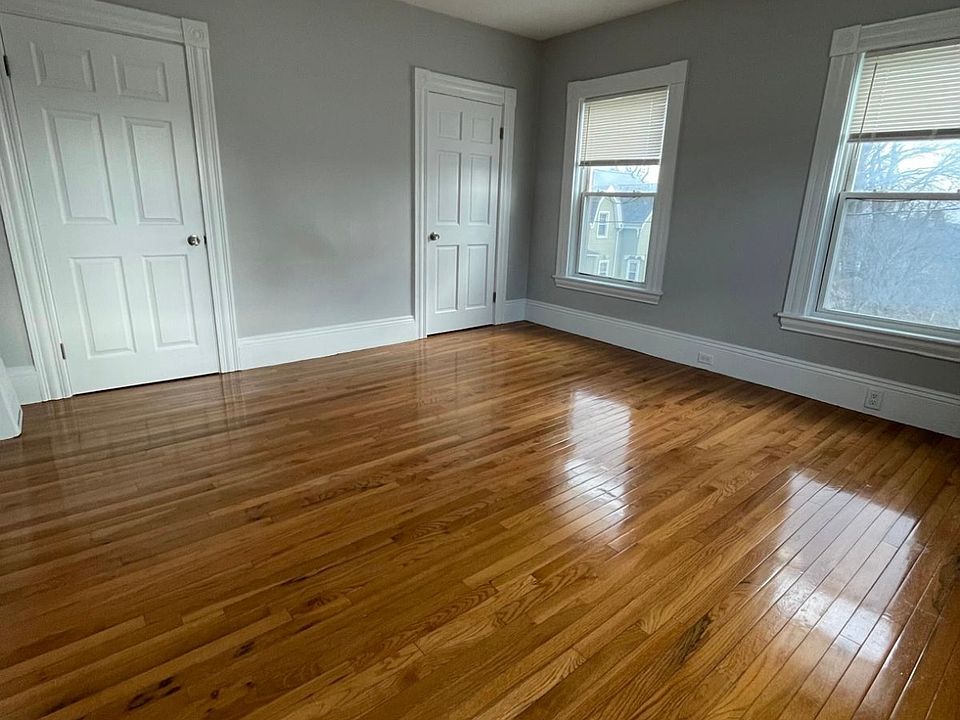 1st image of 23 Bicknell St Floor 2