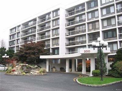 200 High Point Dr APT 115, Hartsdale, NY, 10530