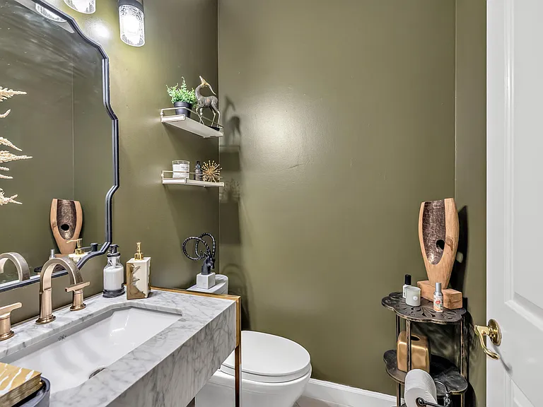 6407 Bella Cir #403 — Photo 8