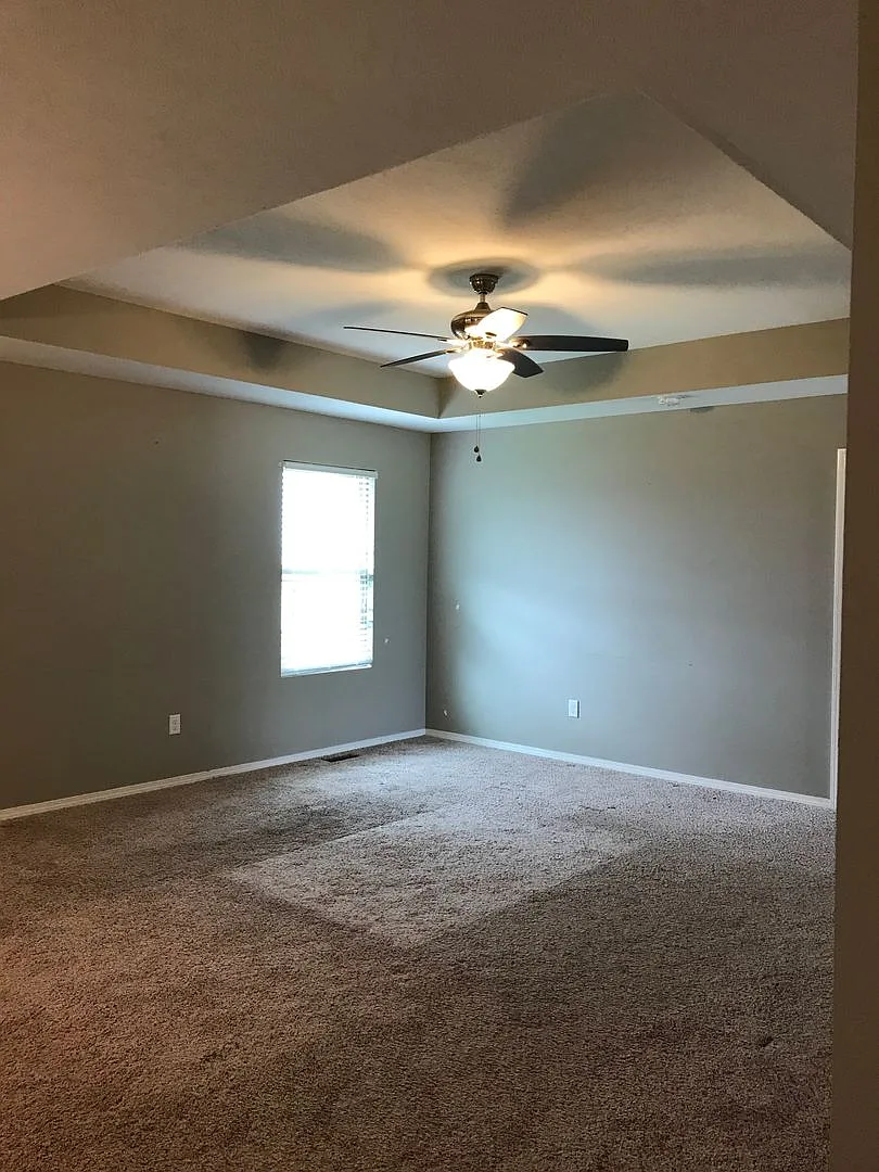 Very clean Ranch house nestled on the outskirts of Republic — Photo 4