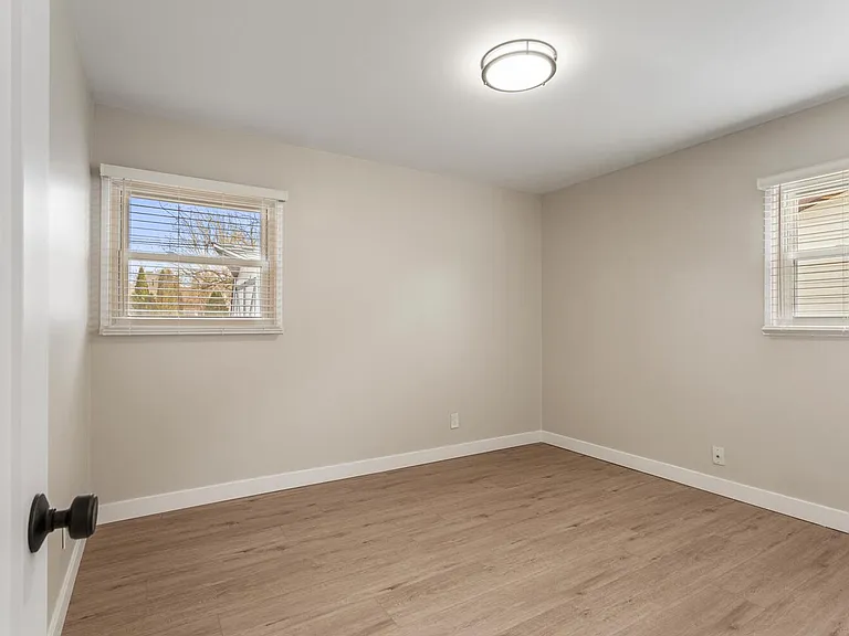1710 Crescent Dr — Photo 12