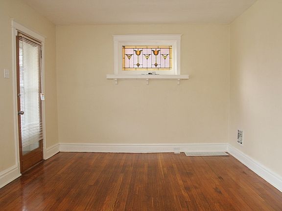 4th image of 3118 Geyer Ave #A