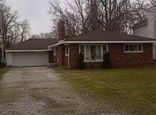 27870 Riviera St, Harrison Township, MI 48045