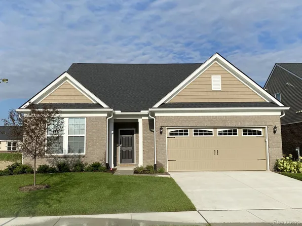 5196 Lewiston Rd, Canton, MI 48188