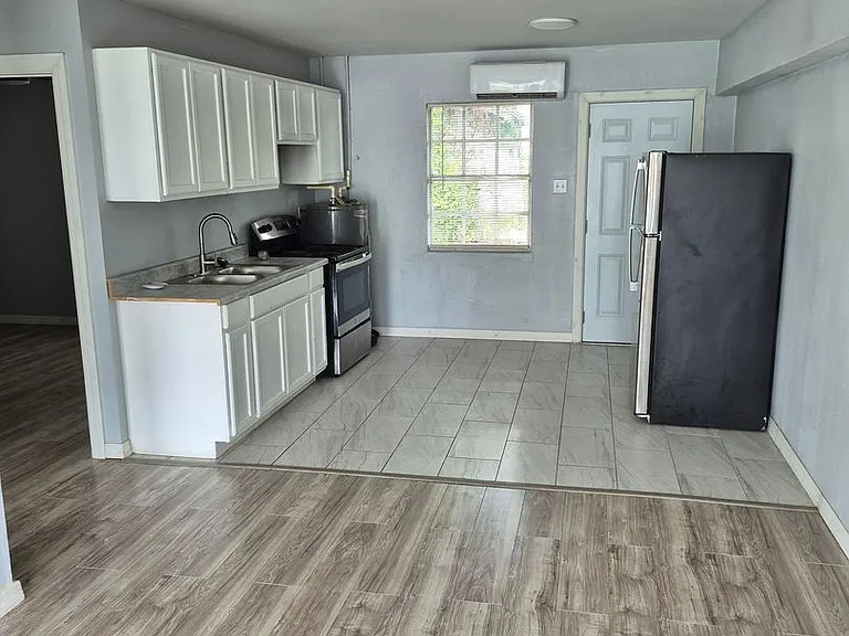 3408 E Dr Martin Luther King Jr Blvd #8 — Photo 9