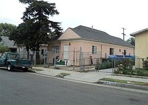 2nd image of 867 E 53rd St