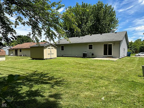 3rd image of 8662 Chessie Dr