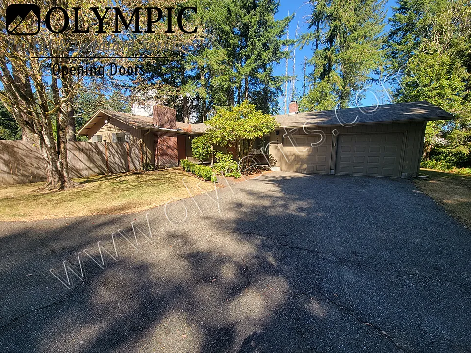 2012 Cooper Crest St NW #2
