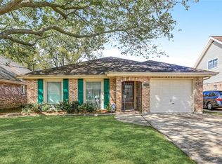5312 Washingtonian Dr, Metairie, LA 70003