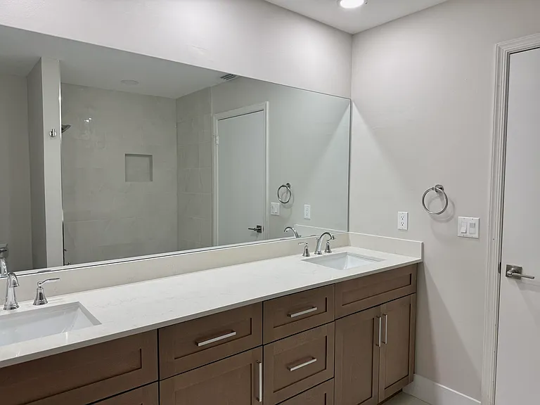 21440 Millbrook Ct — Photo 14