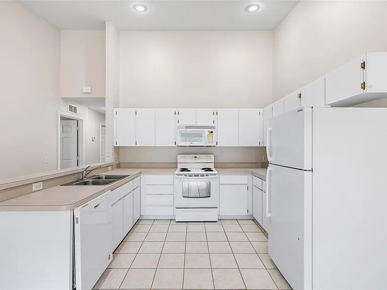 37228 Grassy Hill Ln #1 — Photo 8