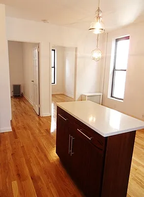 Rented by Sunrise Real Estate | media 43