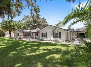 38829 Berchfield Rd, Lady Lake, FL 32159