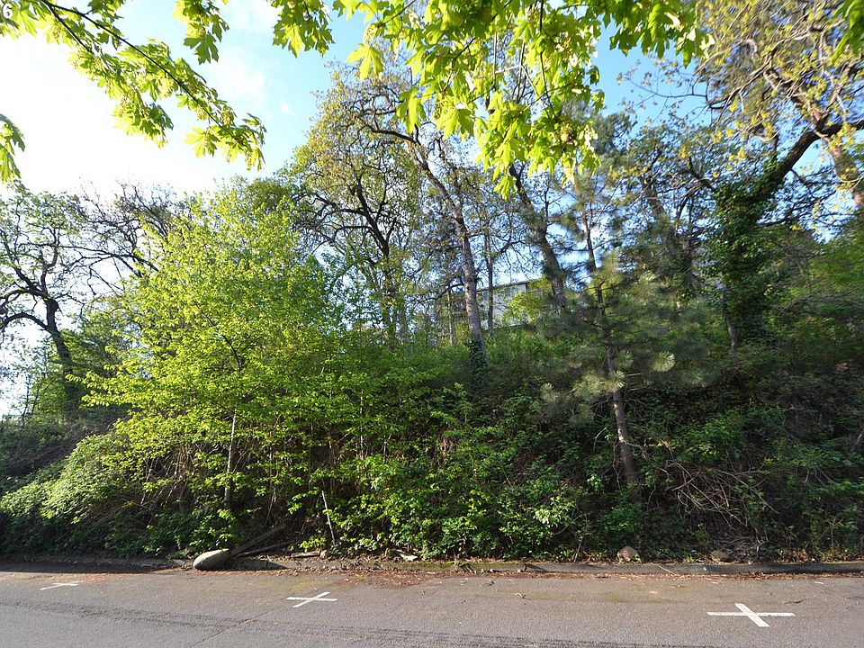 2nd image of Sherman St
