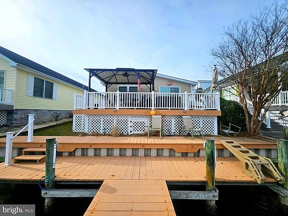 4th image of 632 Gulf Stream Dr