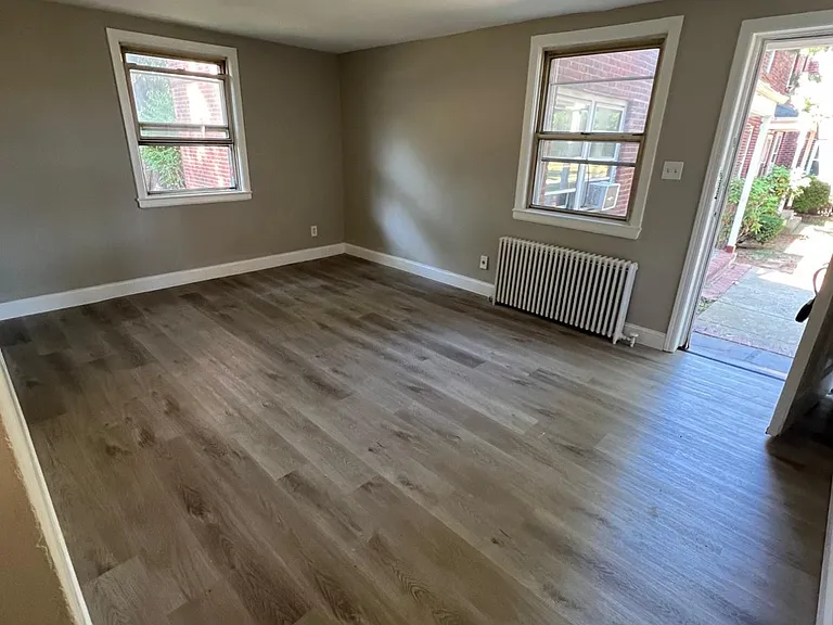 Parkway Gardens Apartments — Photo 6