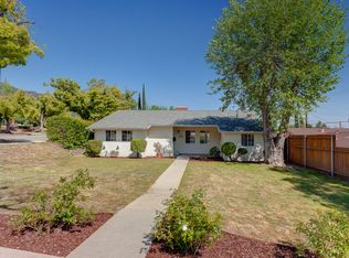 1030 Medford Rd, Pasadena, CA 91107