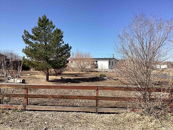 3rd image of 3675 Cypress St