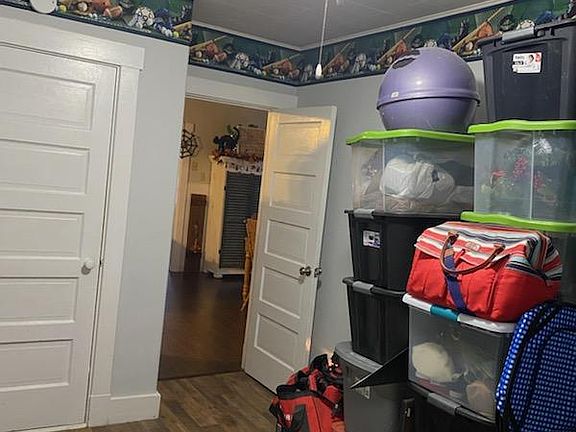 Bedroom #2 ( Kids' room 2nd view)