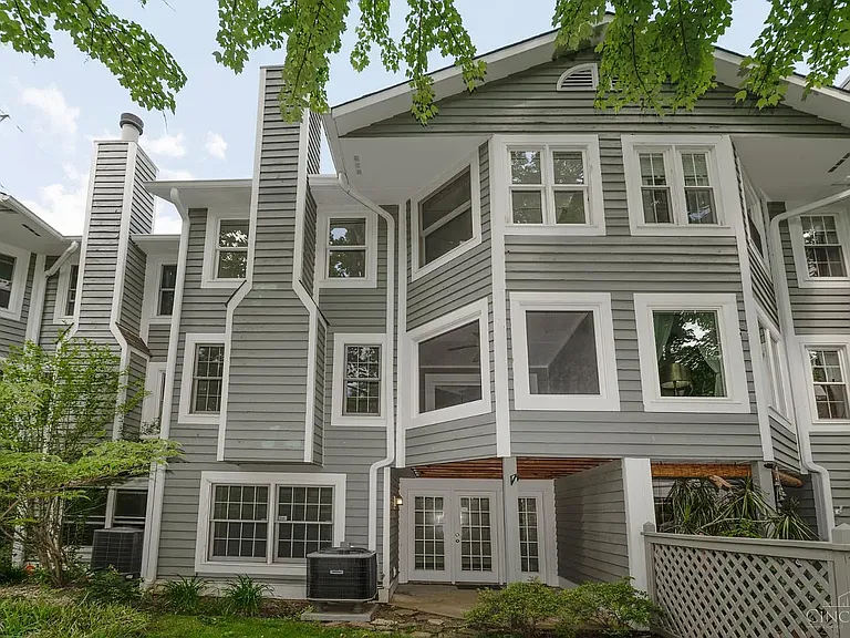 11528 Symmes Gate Ln — Photo 3