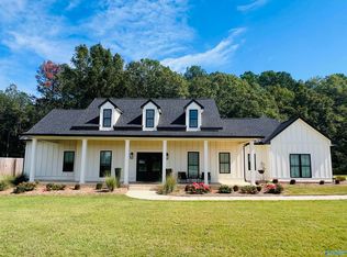 80 Cottonwood Point, Centre, AL 35960