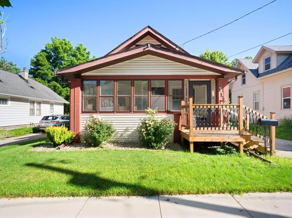 318 Lemira AVENUE, Waukesha, WI 53188