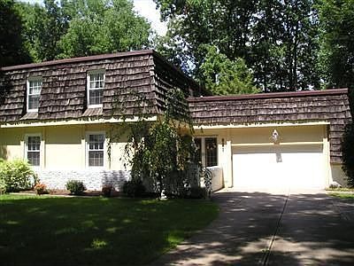 1st image of 621 Ambler Cir