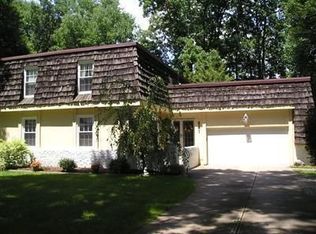 621 Ambler Cir, Tallmadge, OH