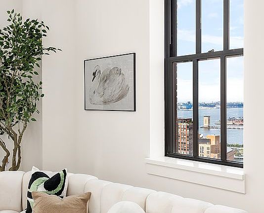 3rd image of 100 Barclay St APT 22B