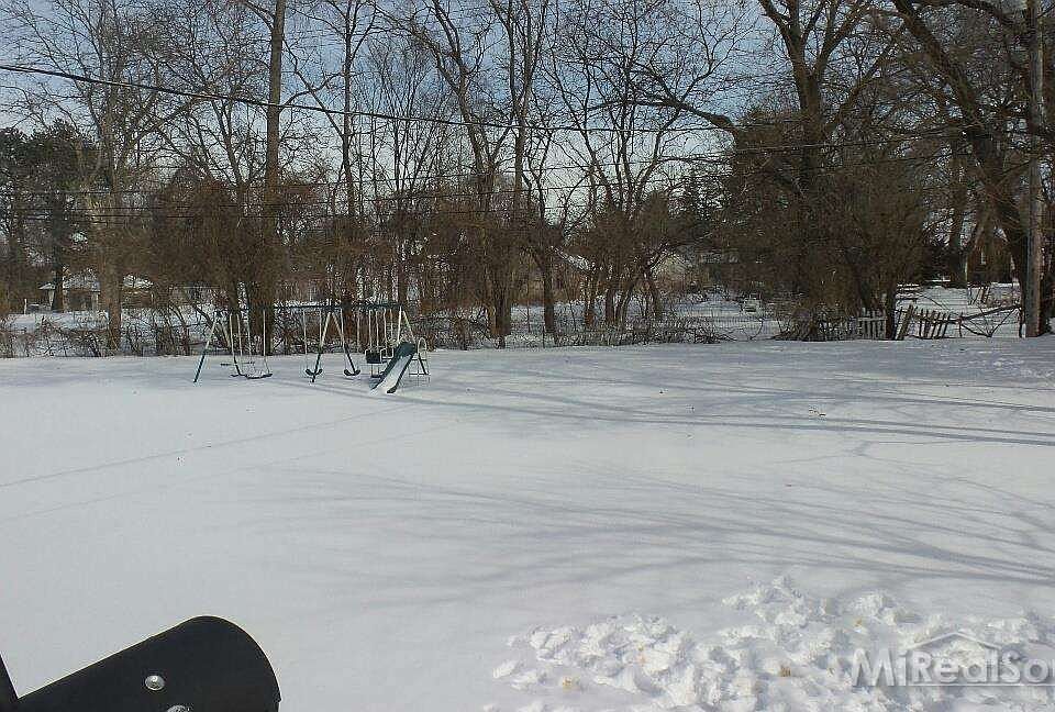2nd image of 20888 Masch Ave