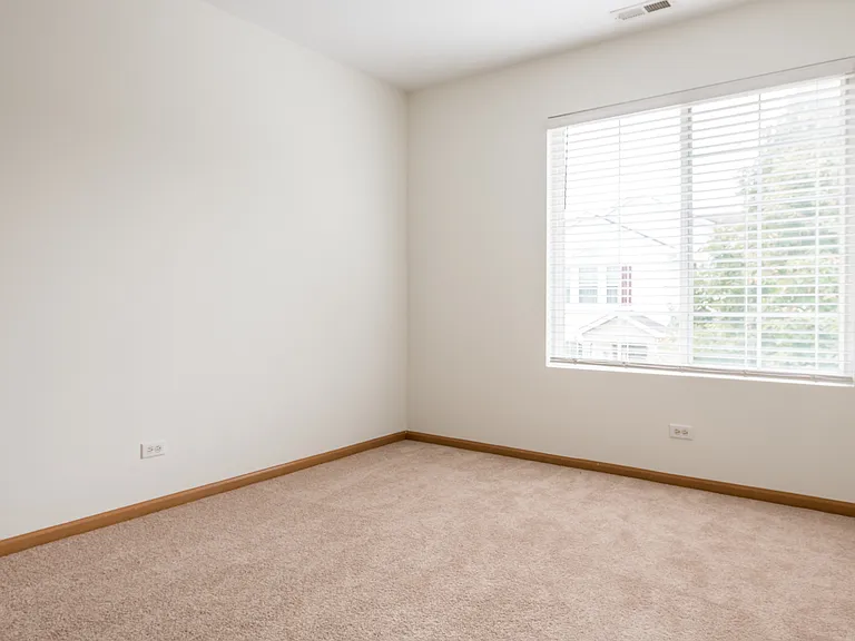 768 County Line Rd — Photo 10