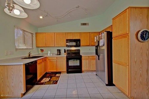 5th image of 30856 N Royal Oak Way
