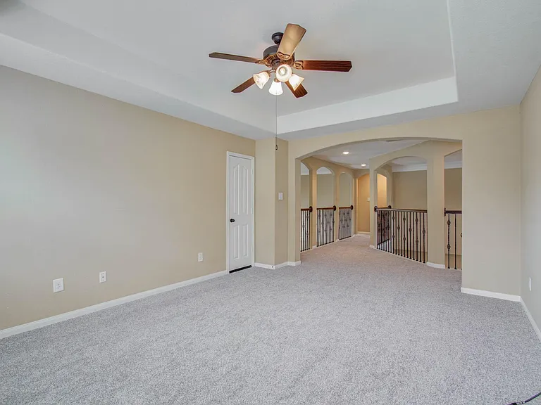 21331 Parham Cir — Photo 31