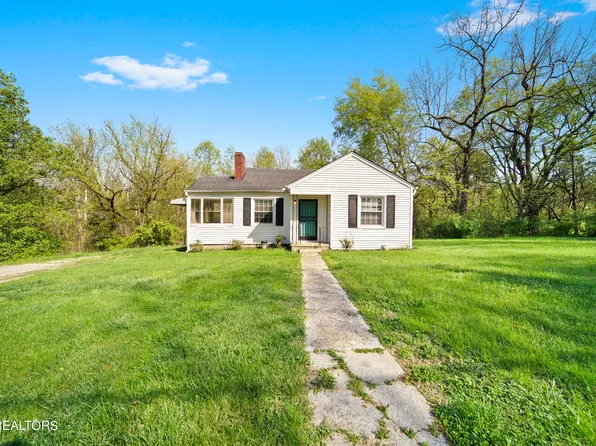 9632 Strawberry Plains Pike, Strawberry Plains, TN 37871